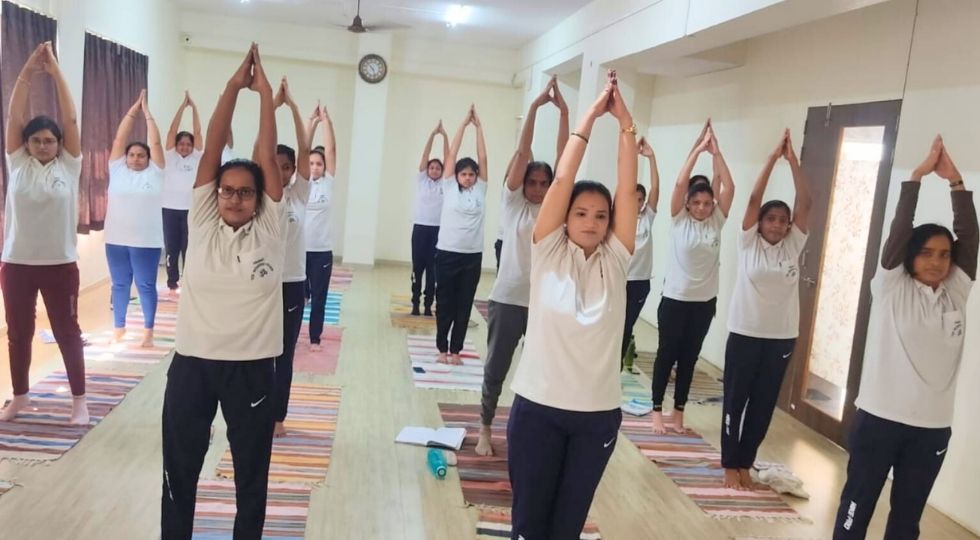 Diploma in Yoga Teacher 2 2