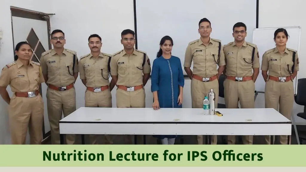 Nutrition expert giving diet tips